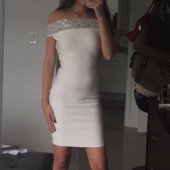 White Bodycon Dress with silver detailing - Picture 5 of 5